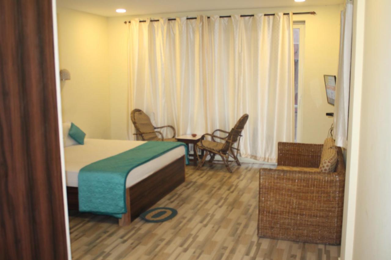 Casa De Joana Hotel Калангуте Екстериор снимка